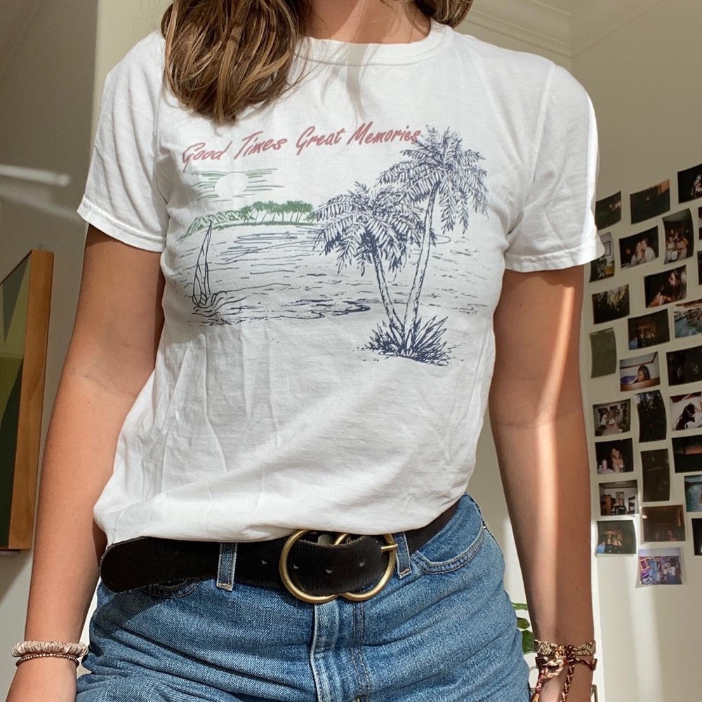 UO retro hawaii graphic tee